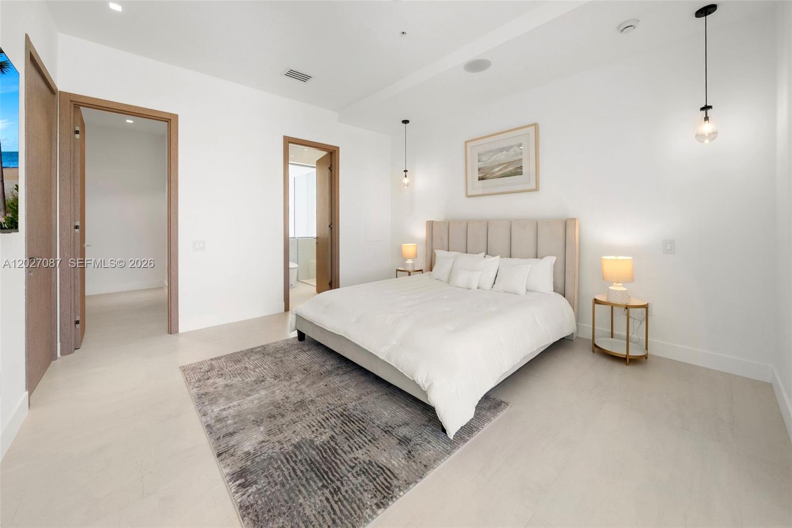 DELRAY TOWN OF - Residential Lease