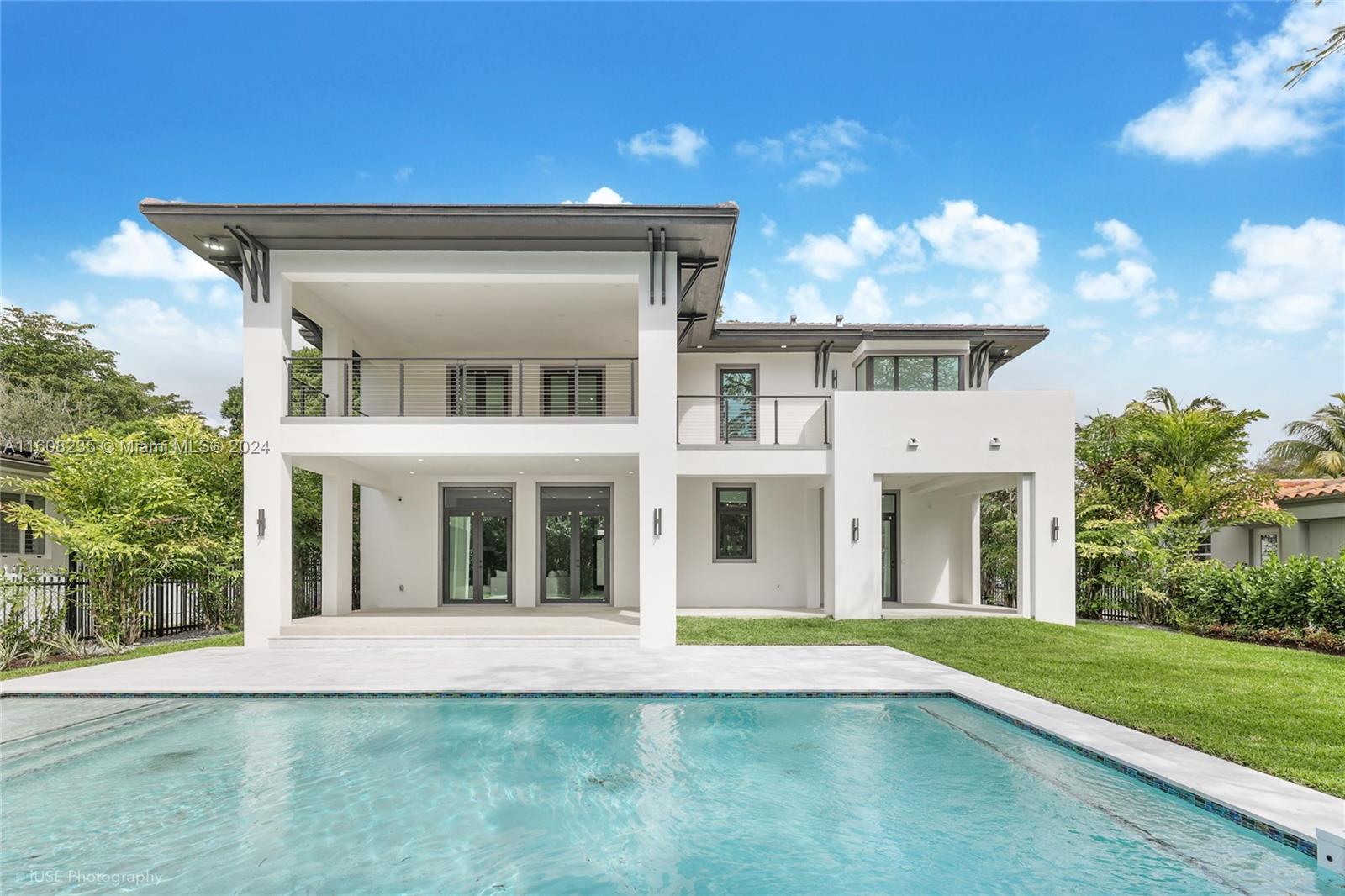 CORAL ESTATES - Residential