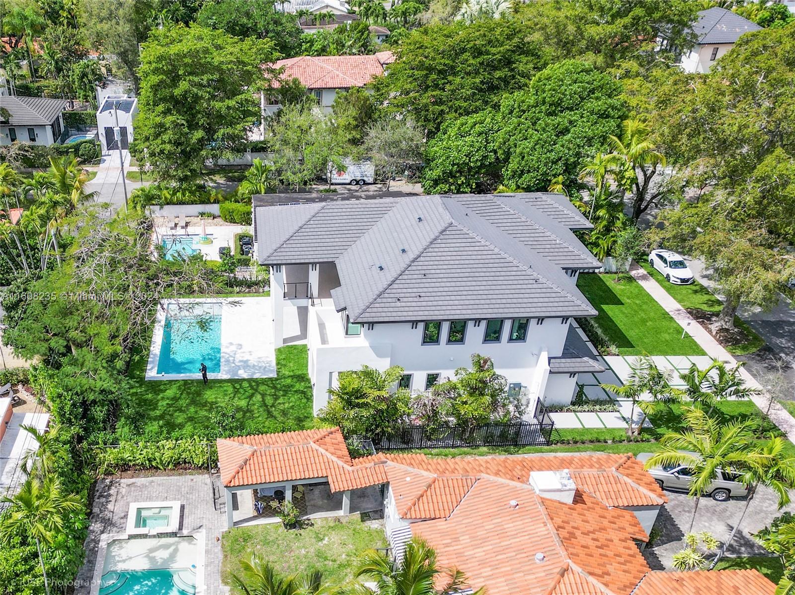 CORAL ESTATES - Residential