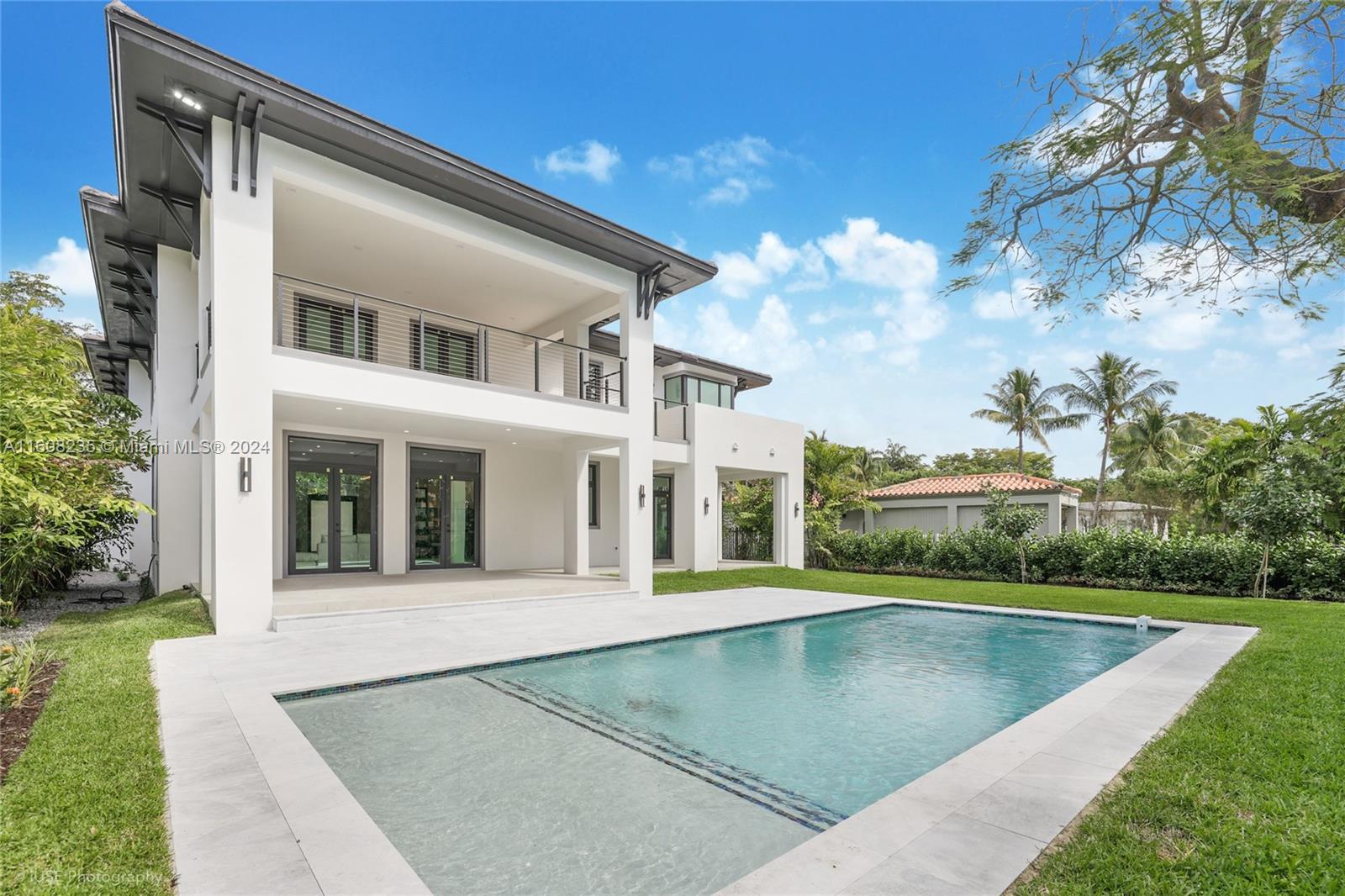 CORAL ESTATES - Residential