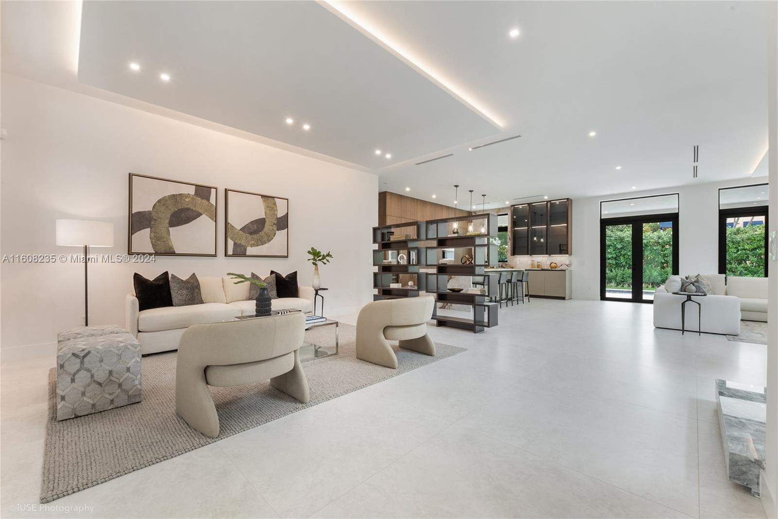 CORAL ESTATES - Residential