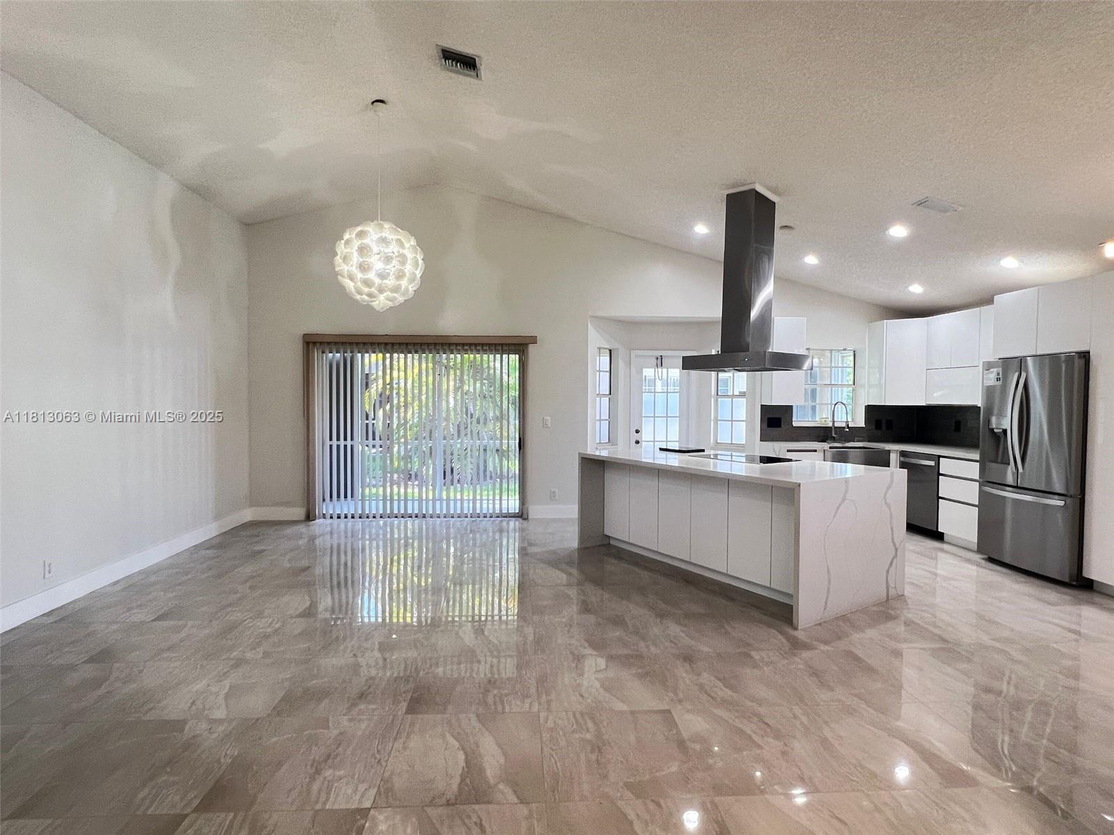 SECTOR 5 - - Residential Lease