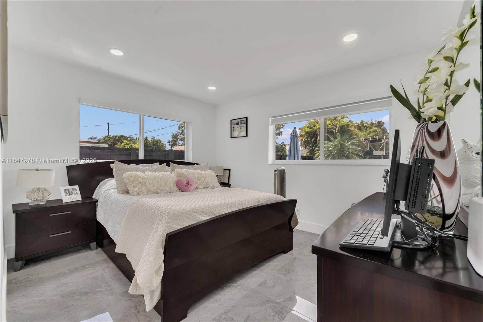 SOUTH CORAL HOMES SEC 2 - Residential Lease