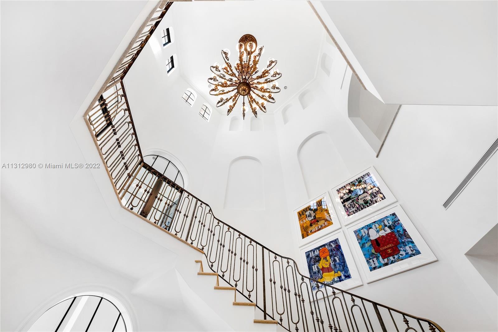 ISLAND ESTATES - Residential