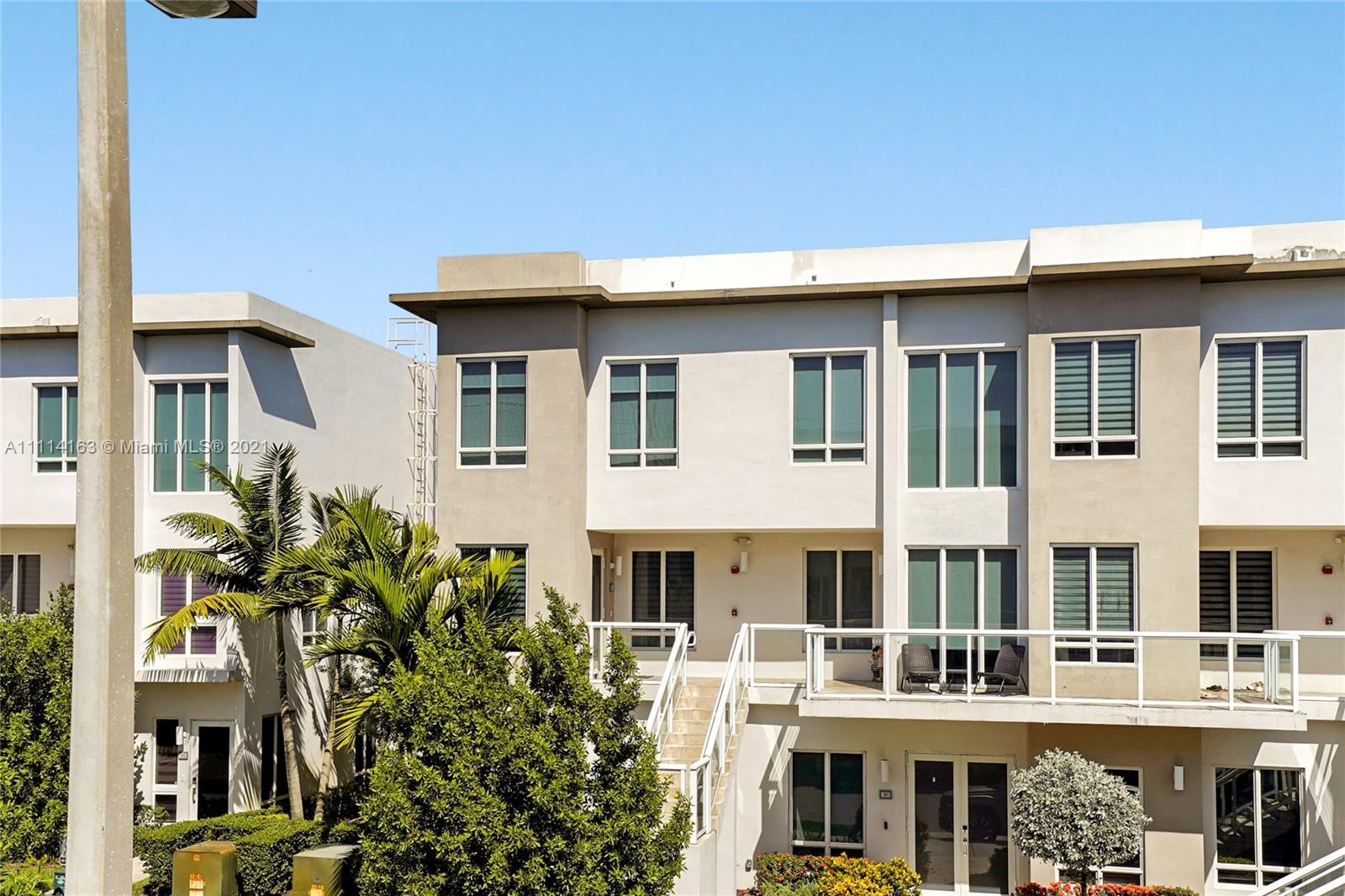 LANDMARK AT DORAL CONDO N - Residential