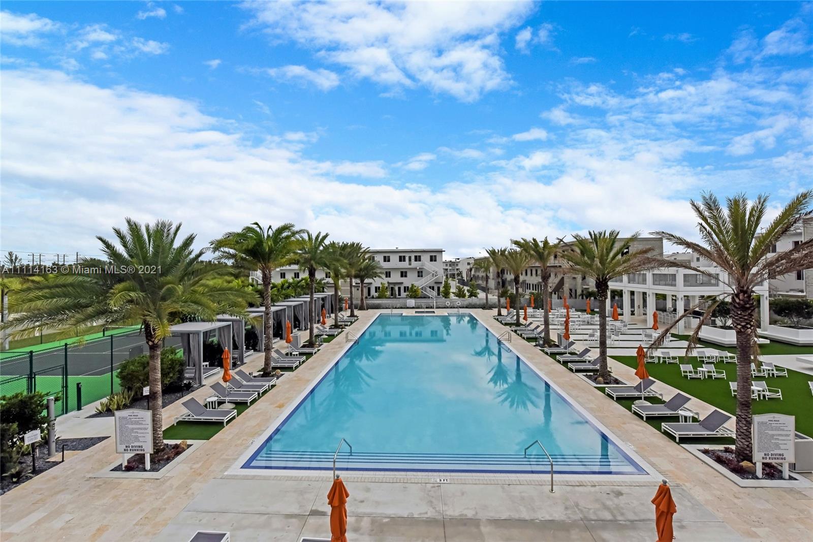 LANDMARK AT DORAL CONDO N - Residential