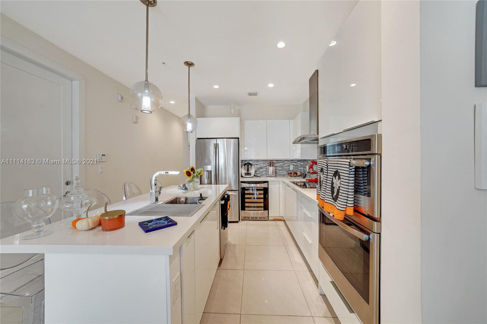 LANDMARK AT DORAL CONDO N - Residential