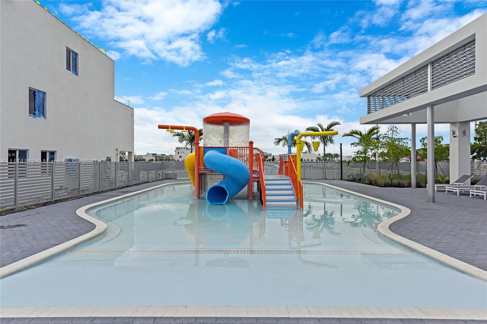 LANDMARK AT DORAL CONDO N - Residential