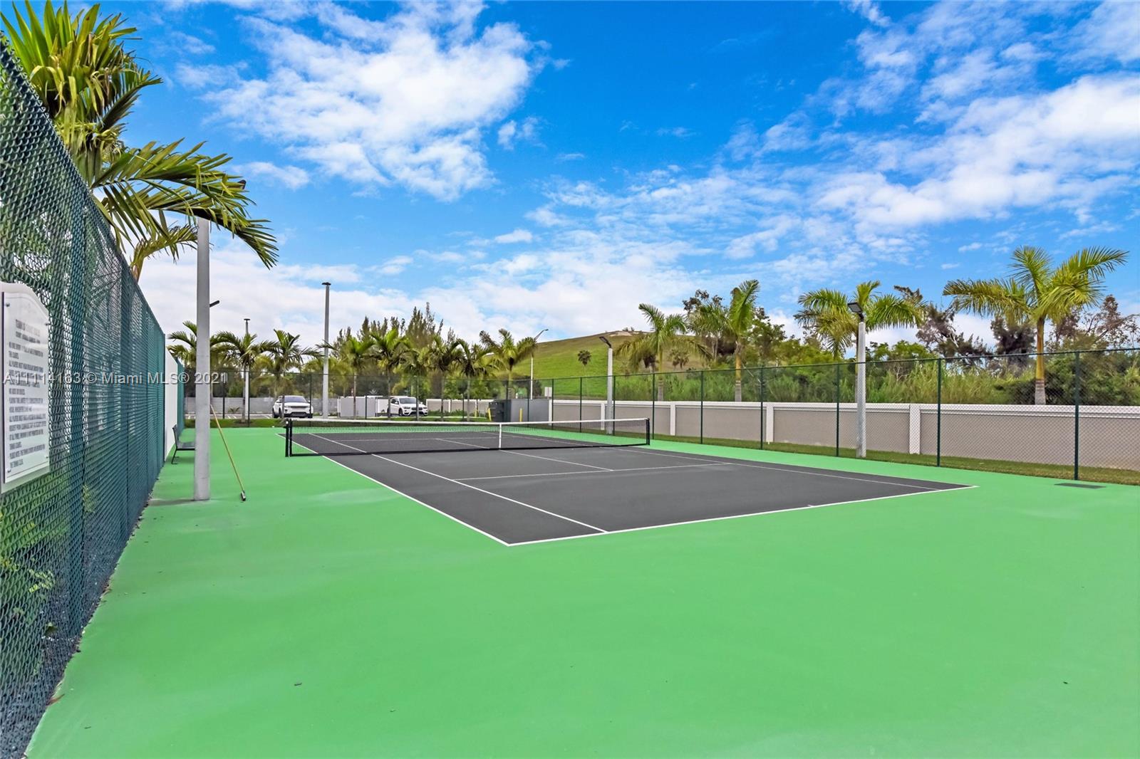 LANDMARK AT DORAL CONDO N - Residential