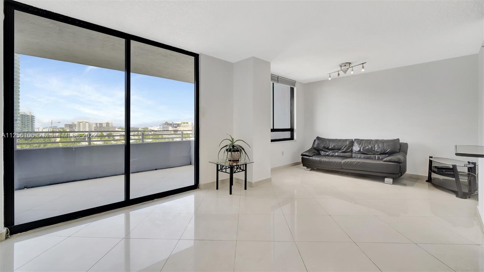 THE WAVERLY AT SOUTH BEACH - Residential