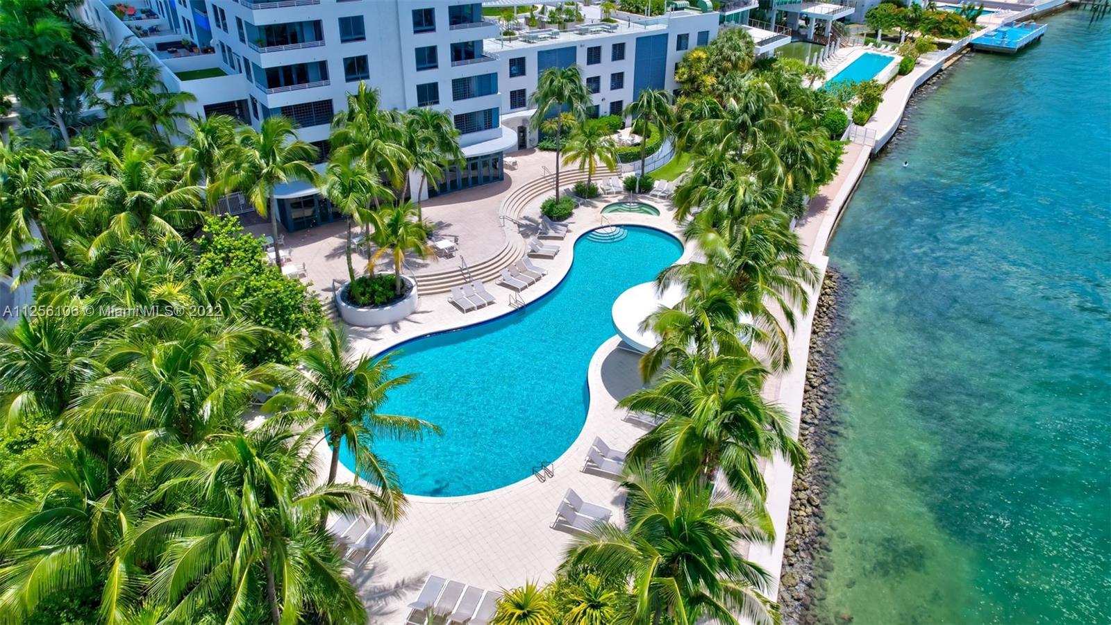 THE WAVERLY AT SOUTH BEACH - Residential
