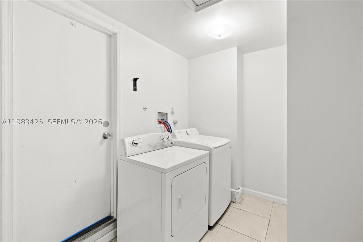 ORIOLE-MARGATE SEC 5 - Residential