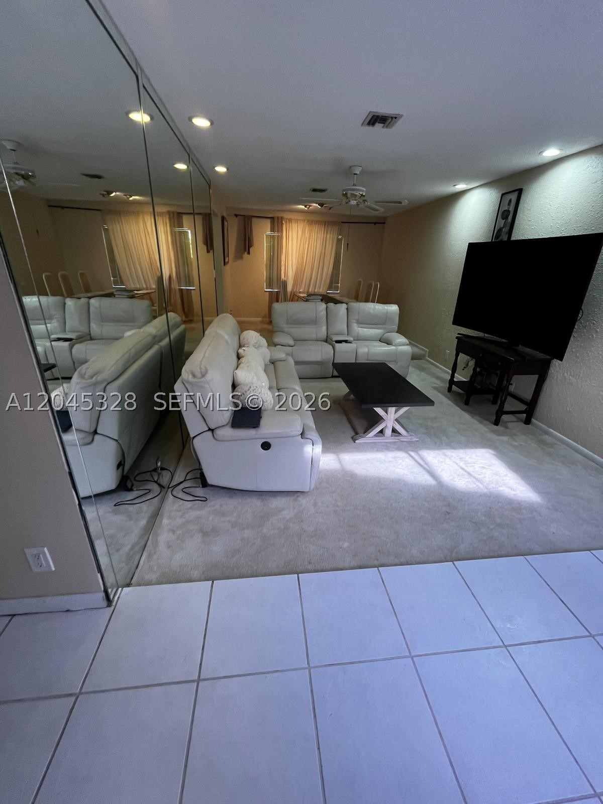 WOOD LAKE - Residential