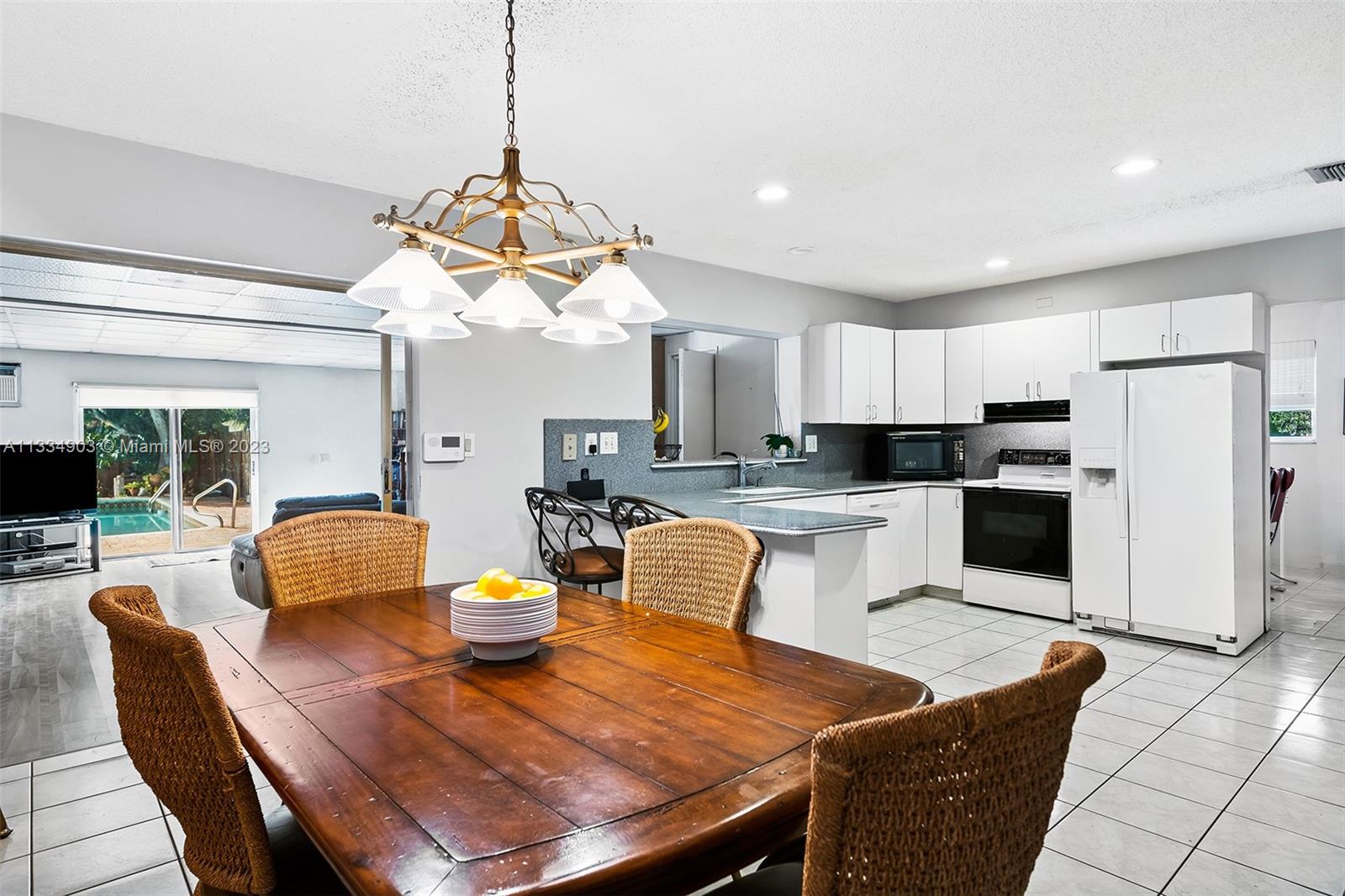 HOLLYWOOD HILLS AMEN PLAT - Residential