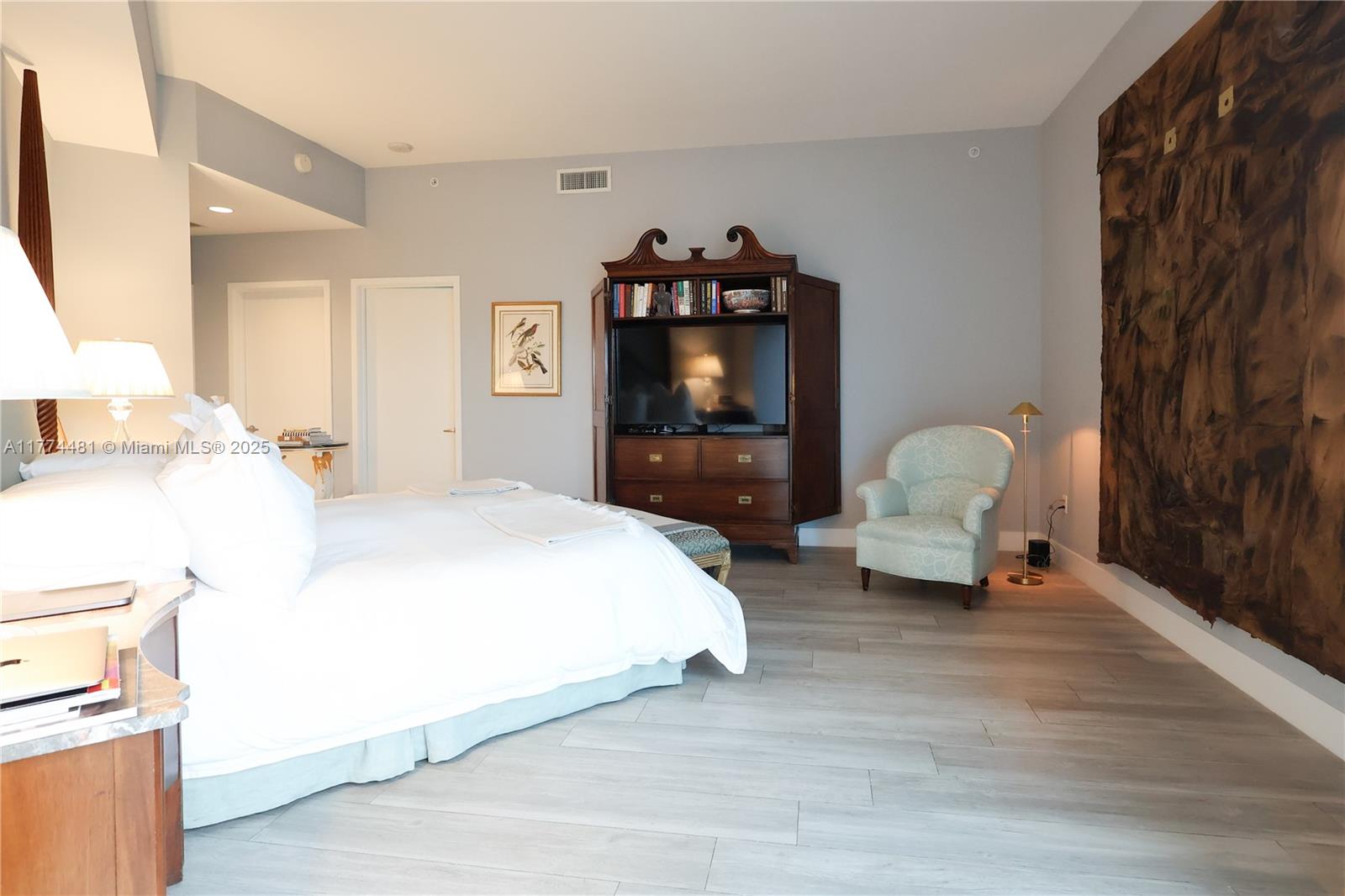 MARINA PALMS RESIDENCES N - Residential Lease