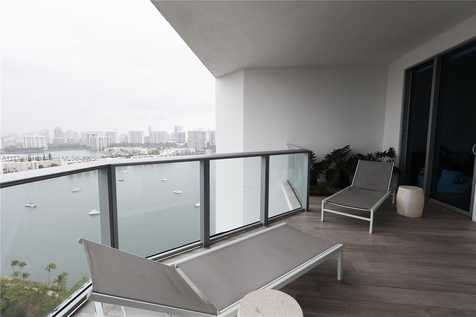 MARINA PALMS RESIDENCES N - Residential Lease