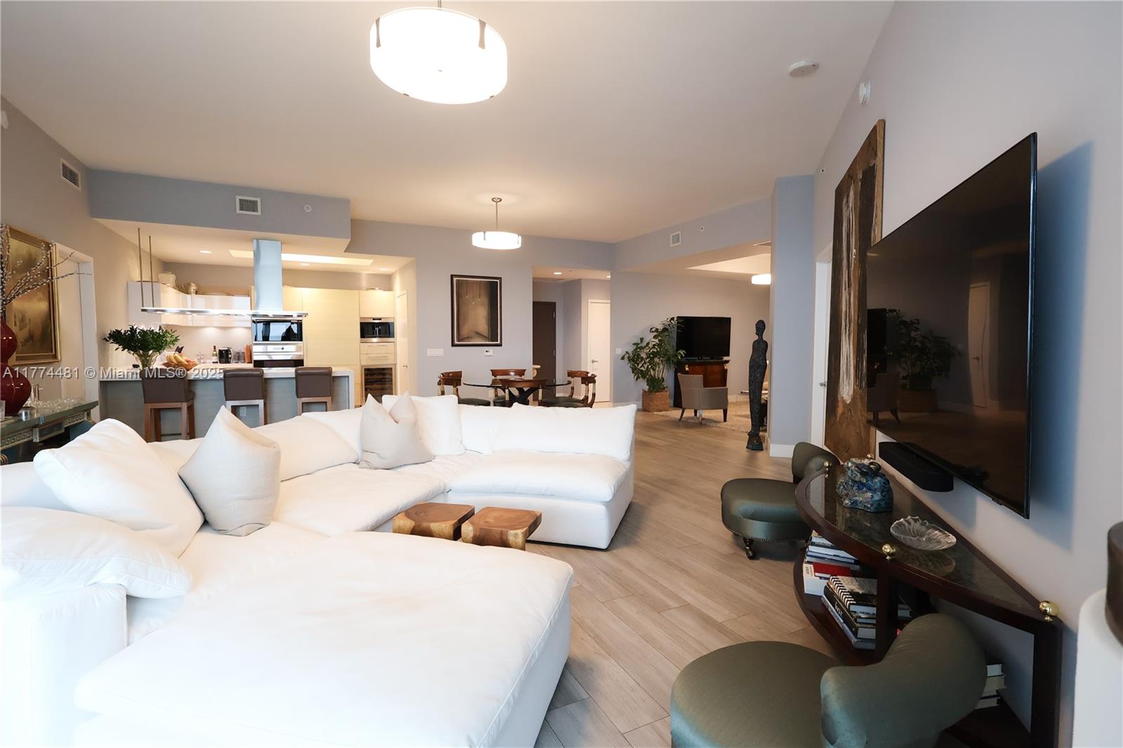 MARINA PALMS RESIDENCES N - Residential Lease