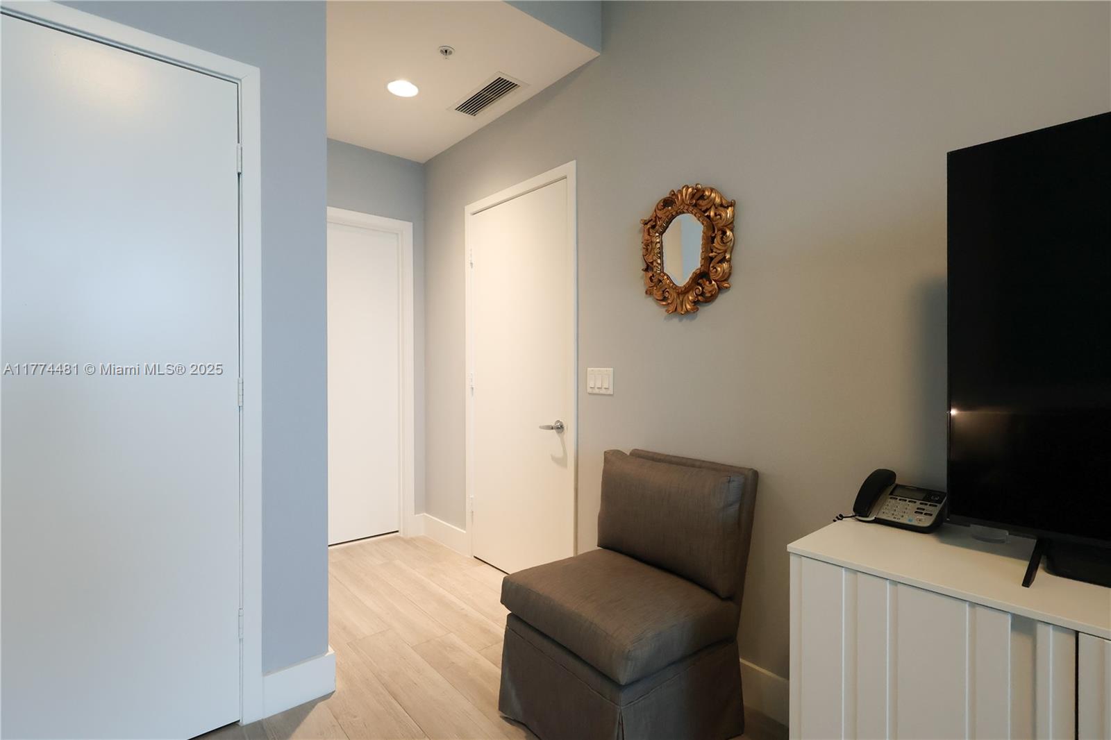 MARINA PALMS RESIDENCES N - Residential Lease