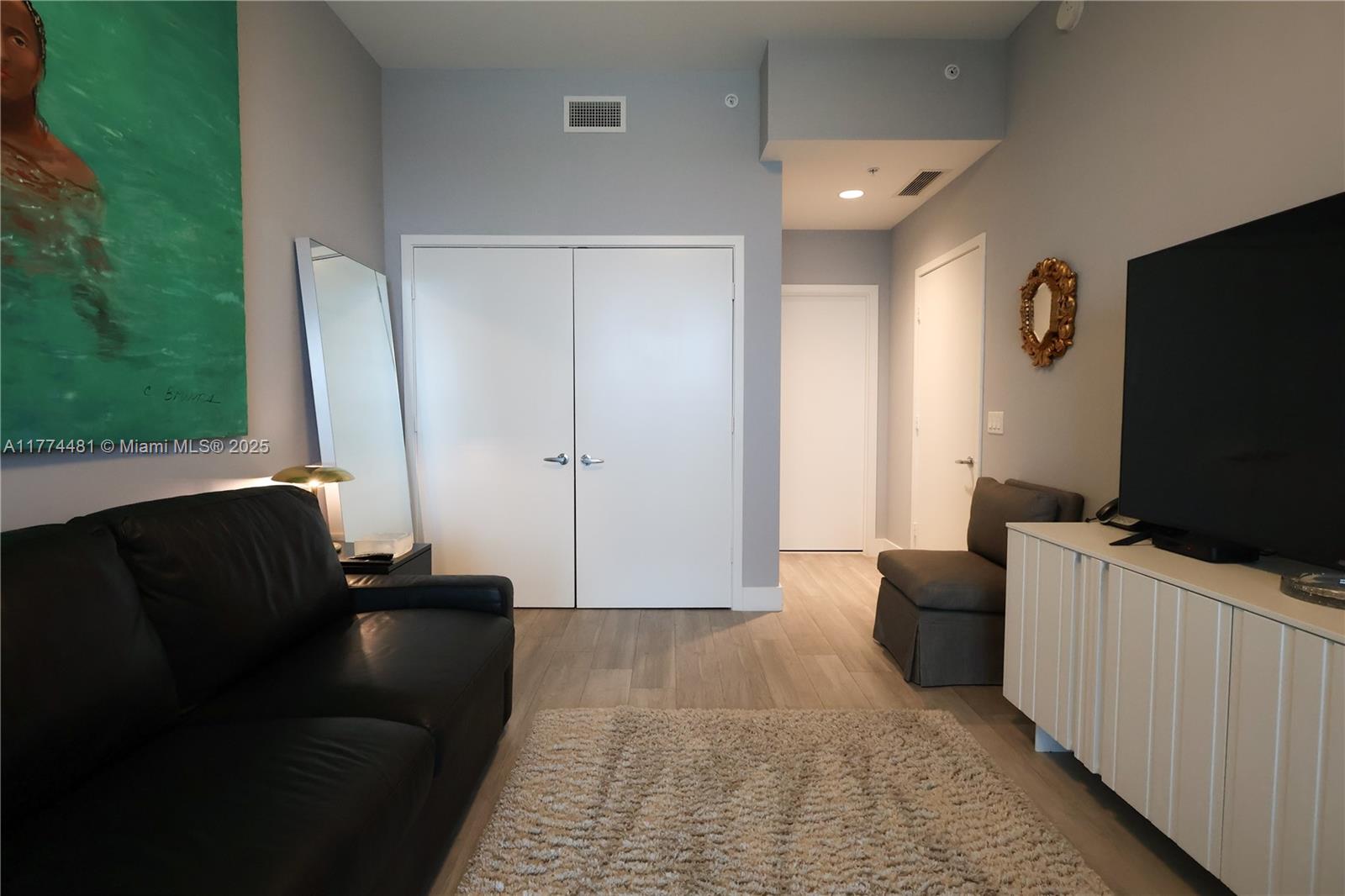 MARINA PALMS RESIDENCES N - Residential Lease