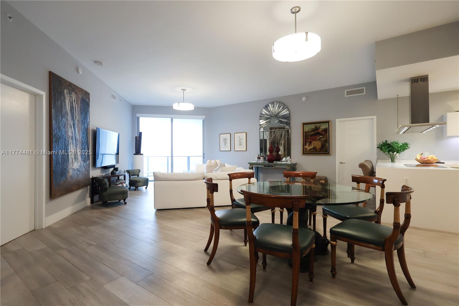 MARINA PALMS RESIDENCES N - Residential Lease