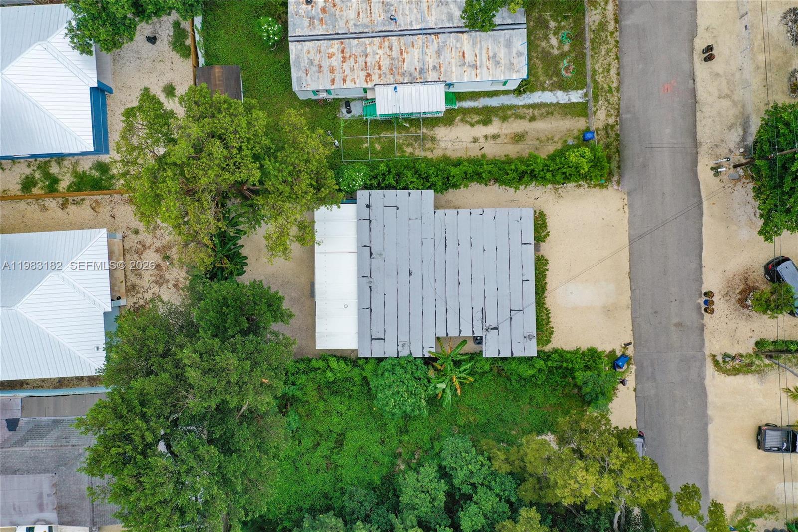 LARGO GARDENS - Residential