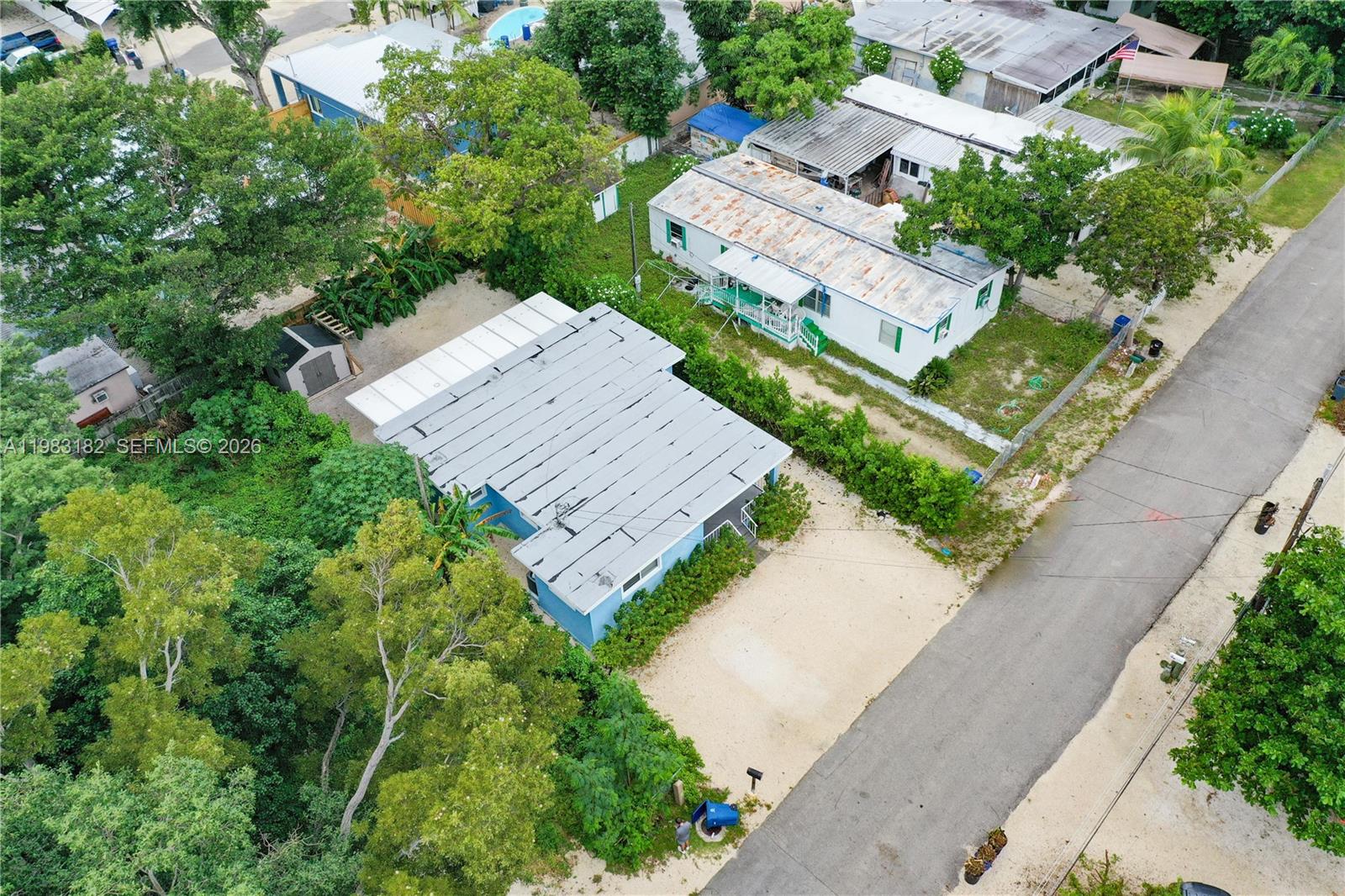 LARGO GARDENS - Residential