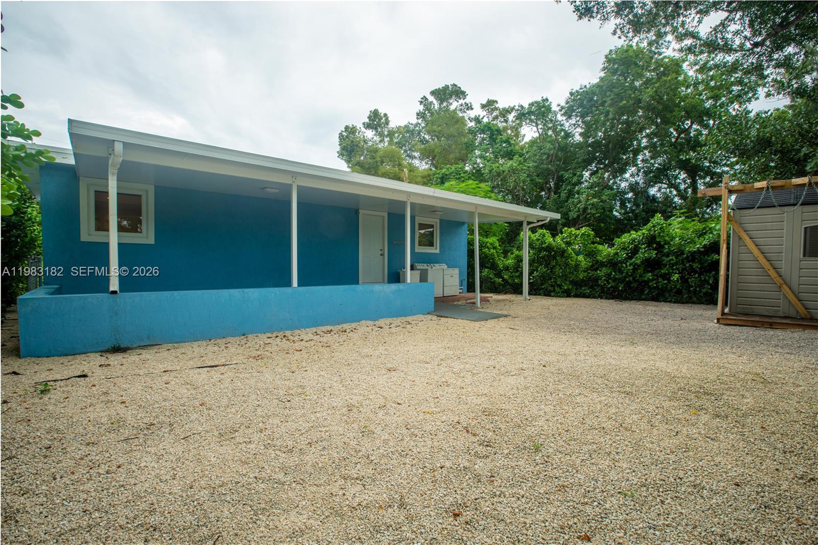 LARGO GARDENS - Residential