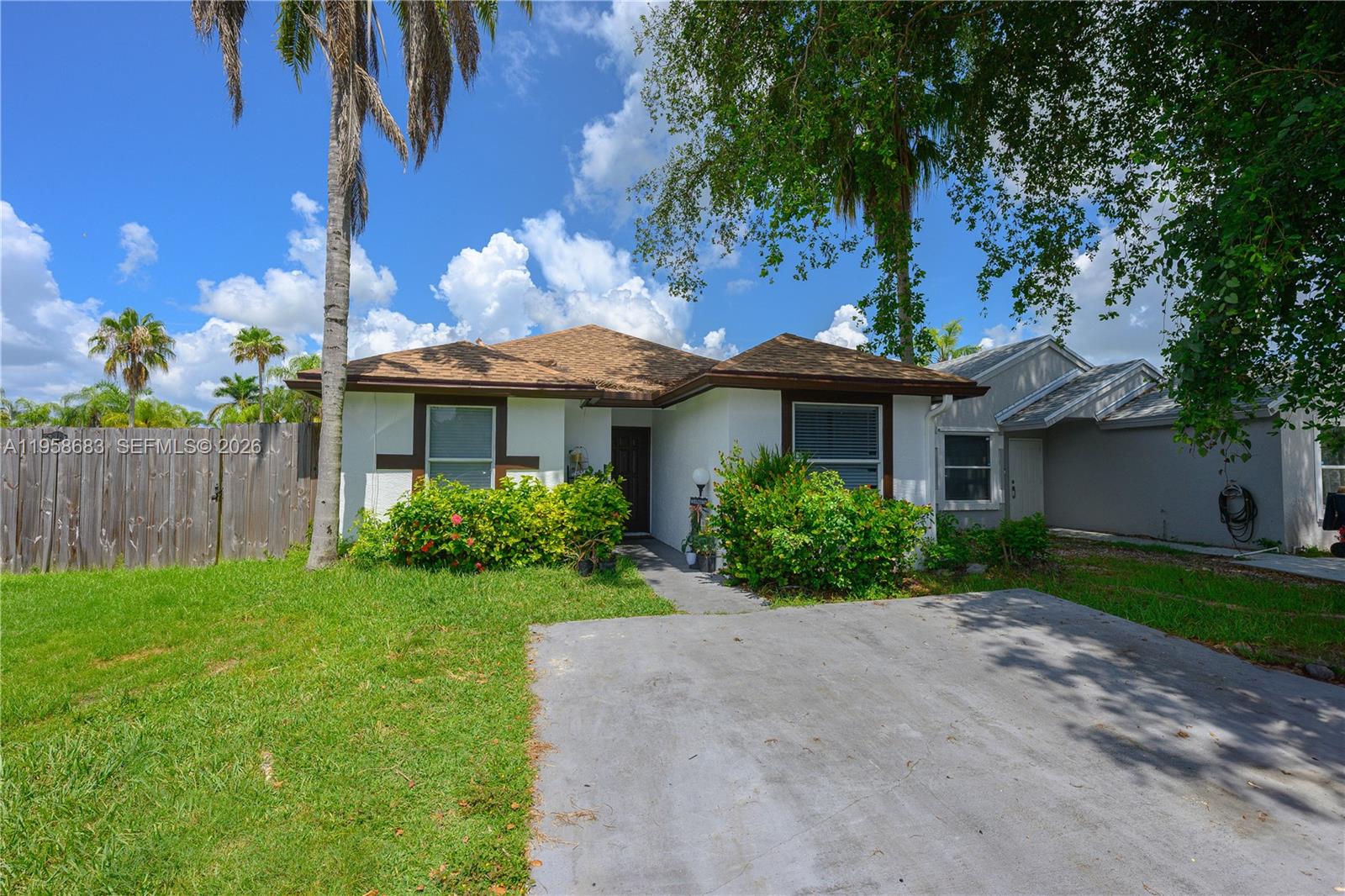 VILLAS OF PALM BAY - Residential