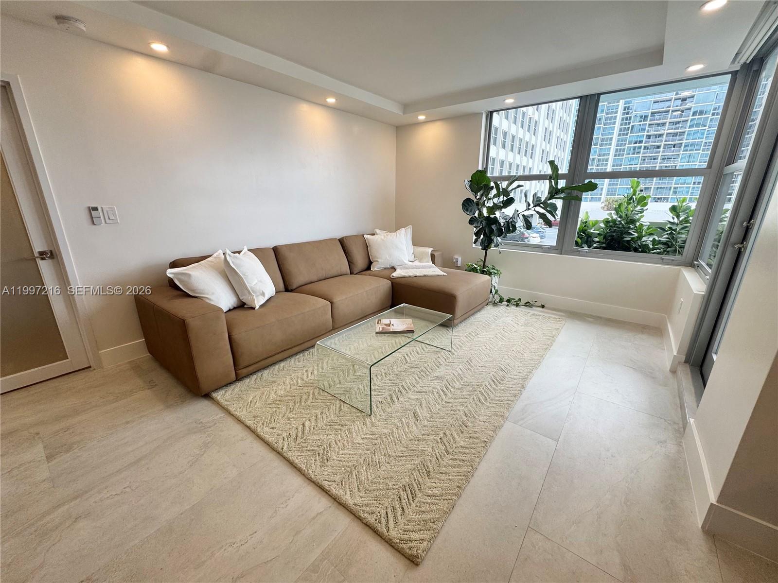 TRITON TOWER CONDO - Residential