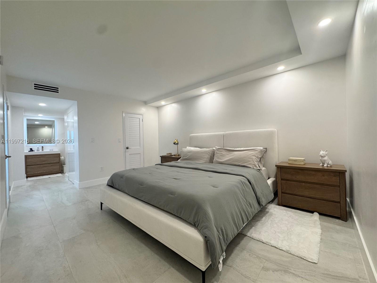 TRITON TOWER CONDO - Residential