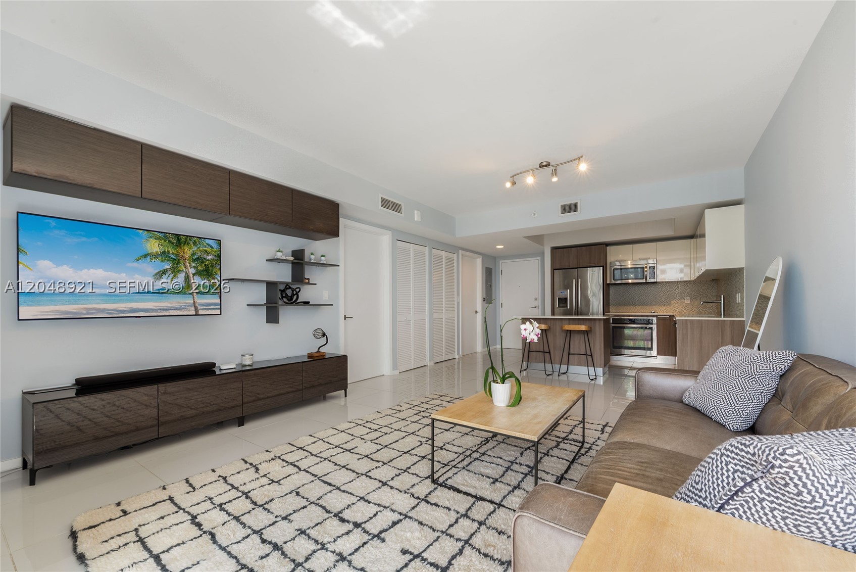 5252 PASEO CONDO - Residential