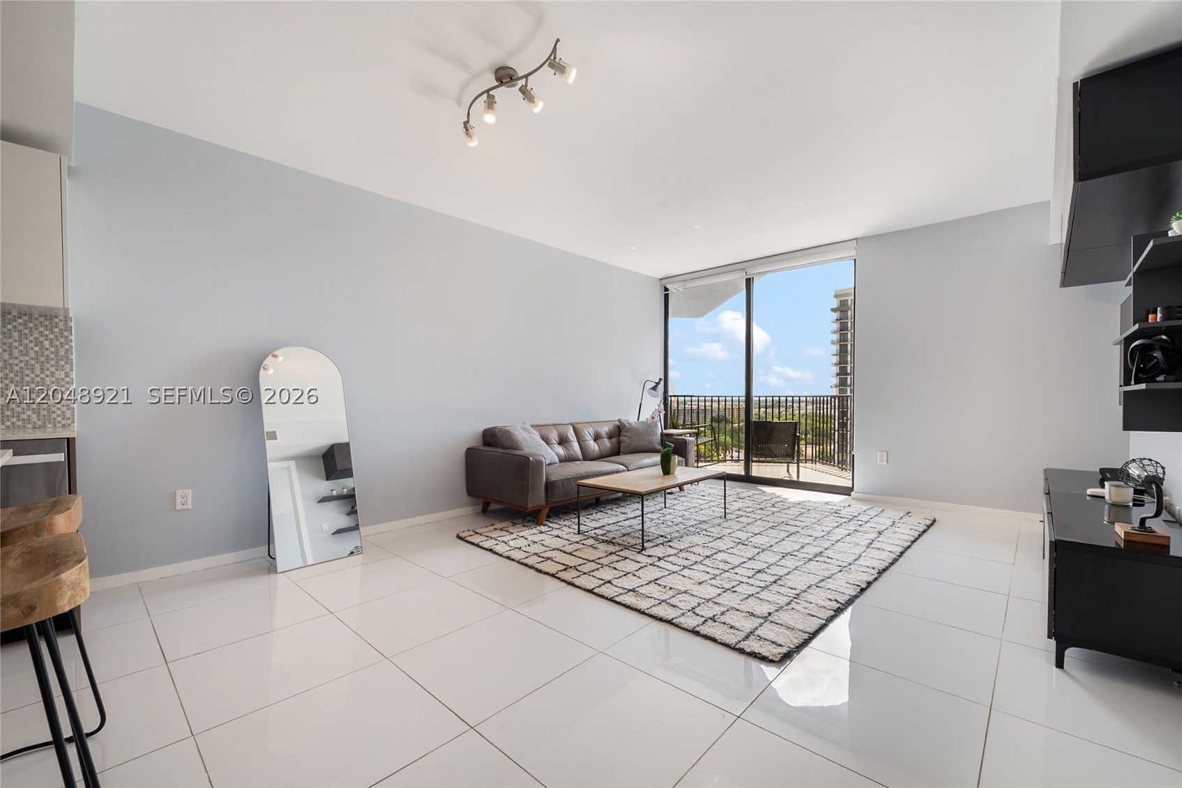5252 PASEO CONDO - Residential