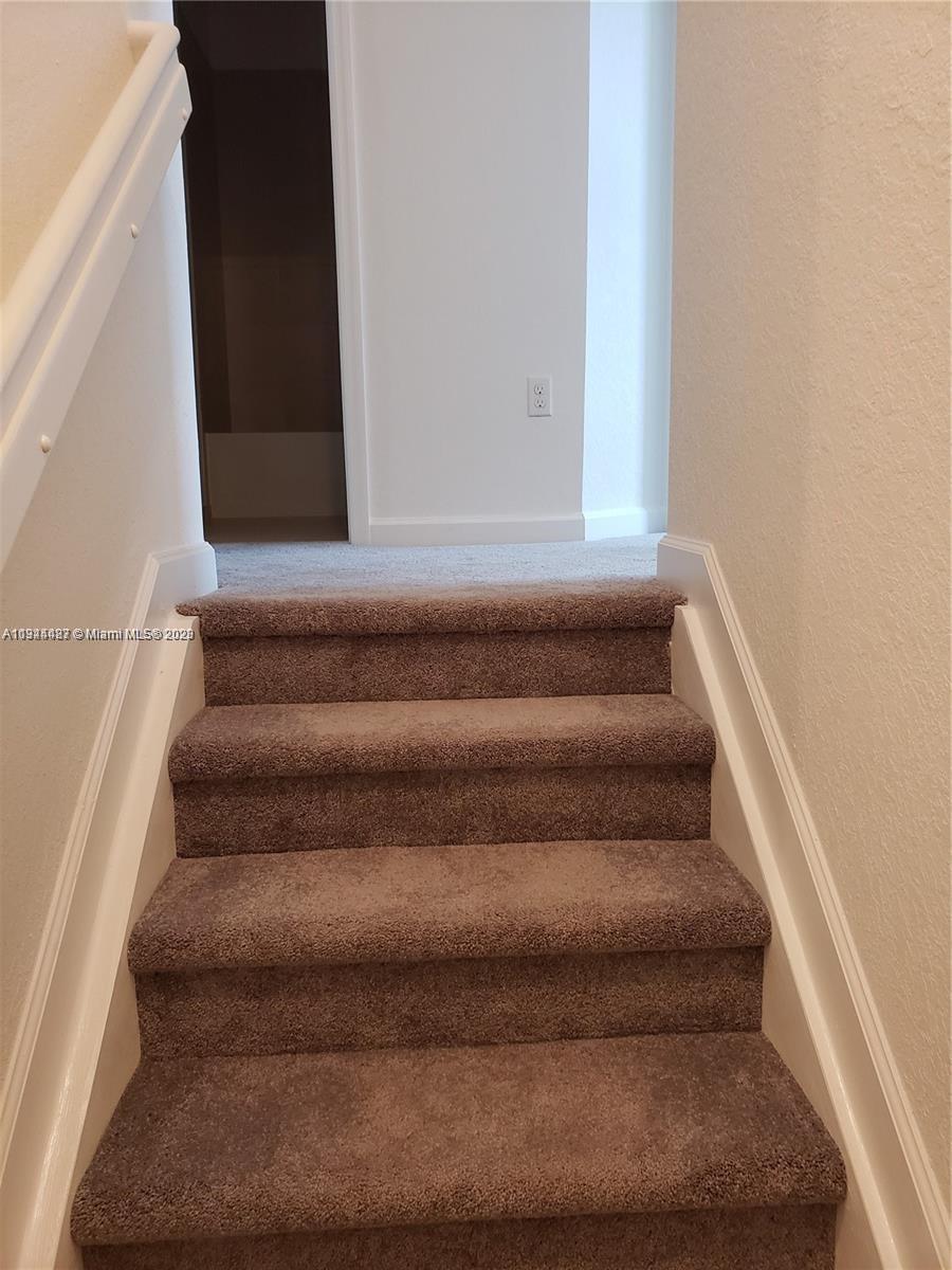 STELLAR PEMBROKE PINES - Residential