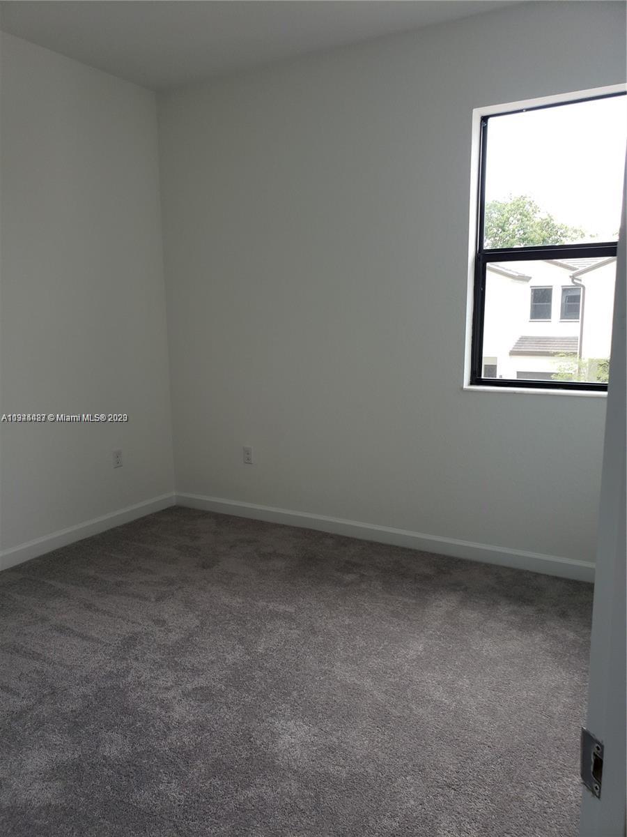 STELLAR PEMBROKE PINES - Residential