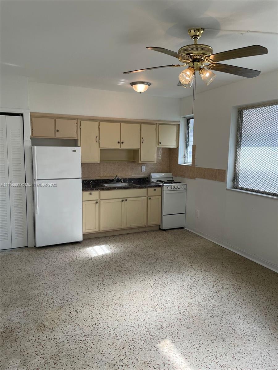 CITY OF MIAMI SOUTH - Residential Lease
