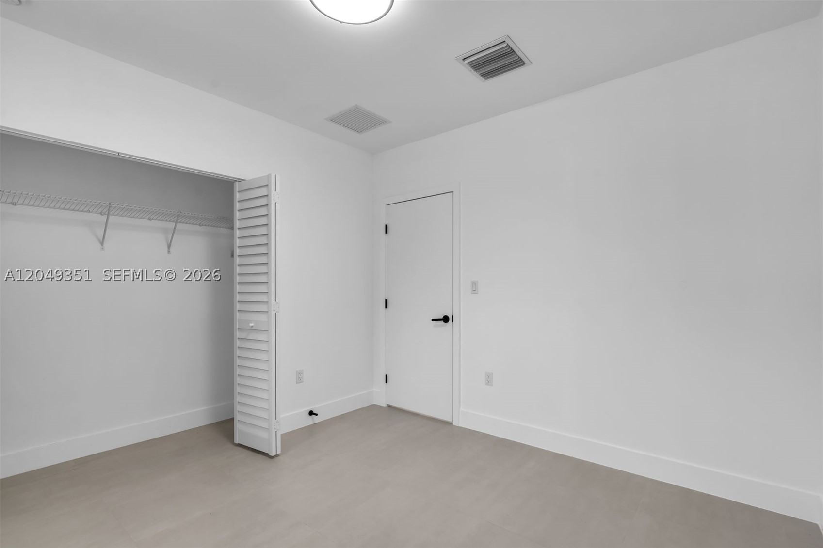 ORANGE RIDGE - Residential Lease