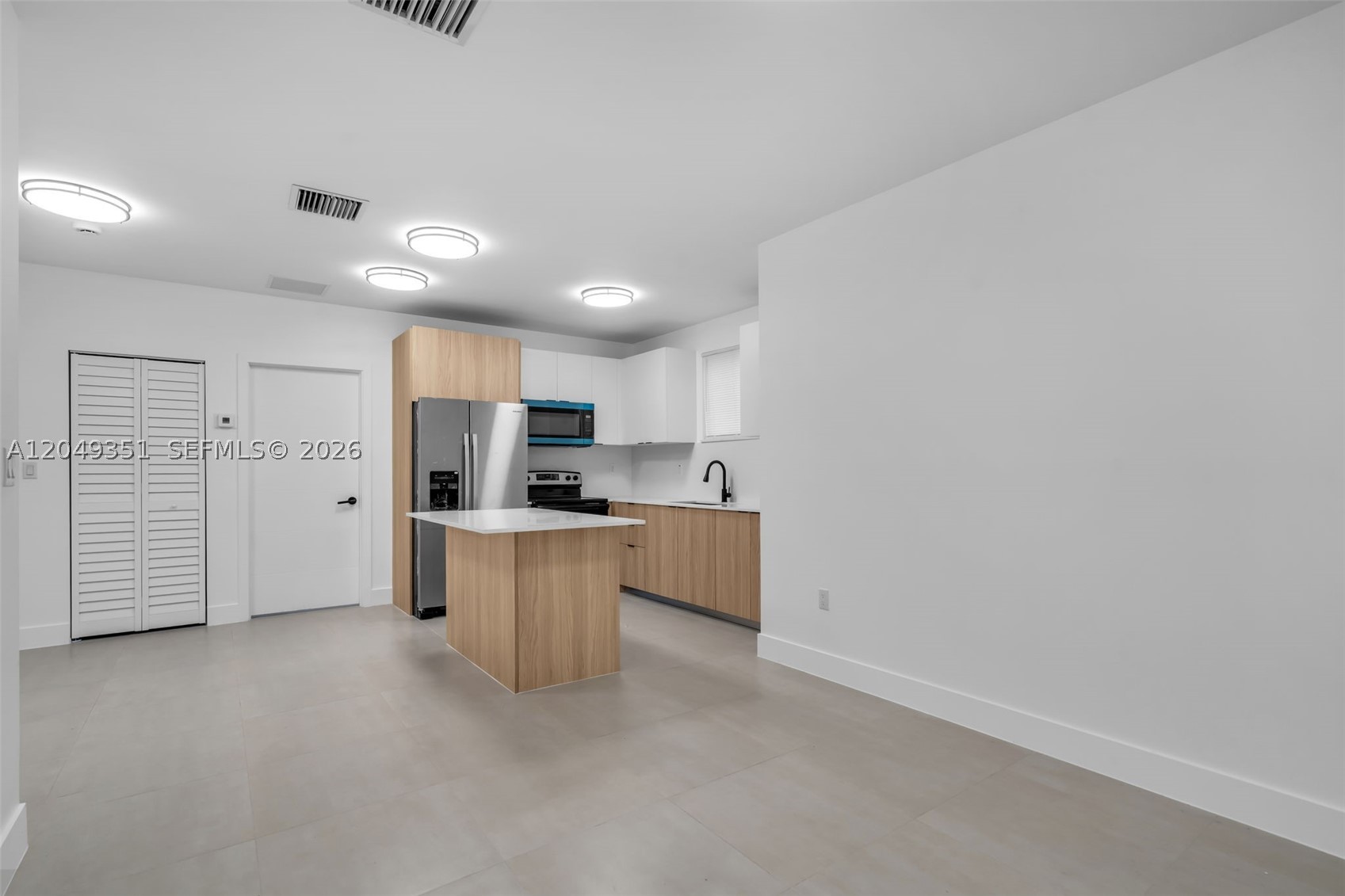 ORANGE RIDGE - Residential Lease