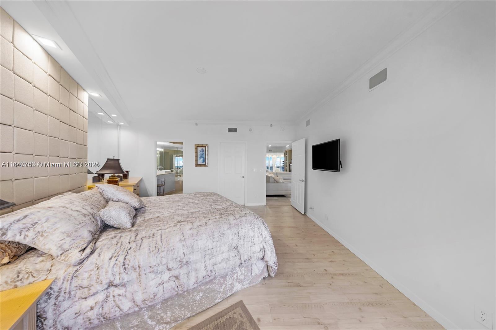 LHERMITAGE II CONDOMINIUM - Residential Lease