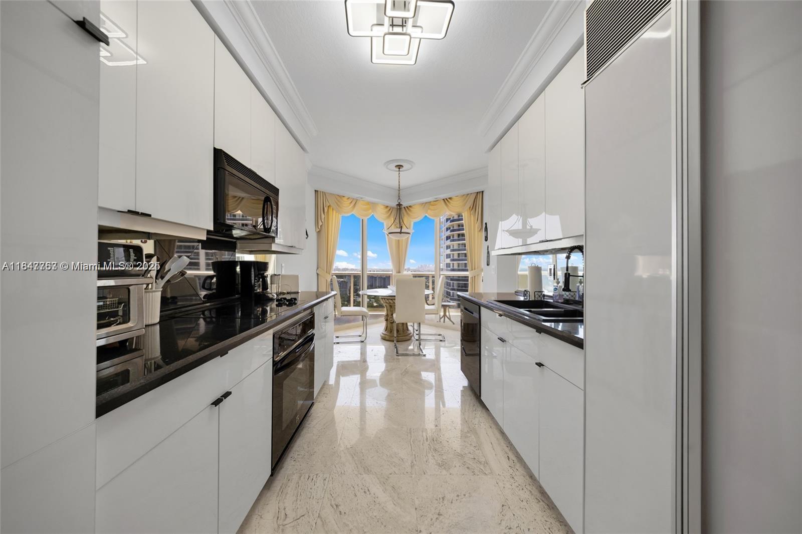 LHERMITAGE II CONDOMINIUM - Residential Lease