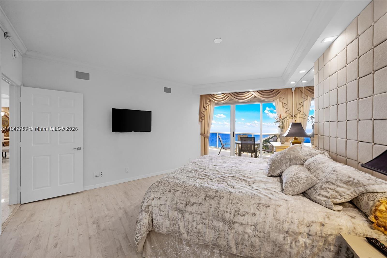 LHERMITAGE II CONDOMINIUM - Residential Lease
