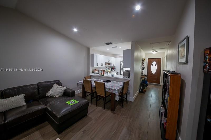 EVERGLADES SUGAR & LAND C - Residential