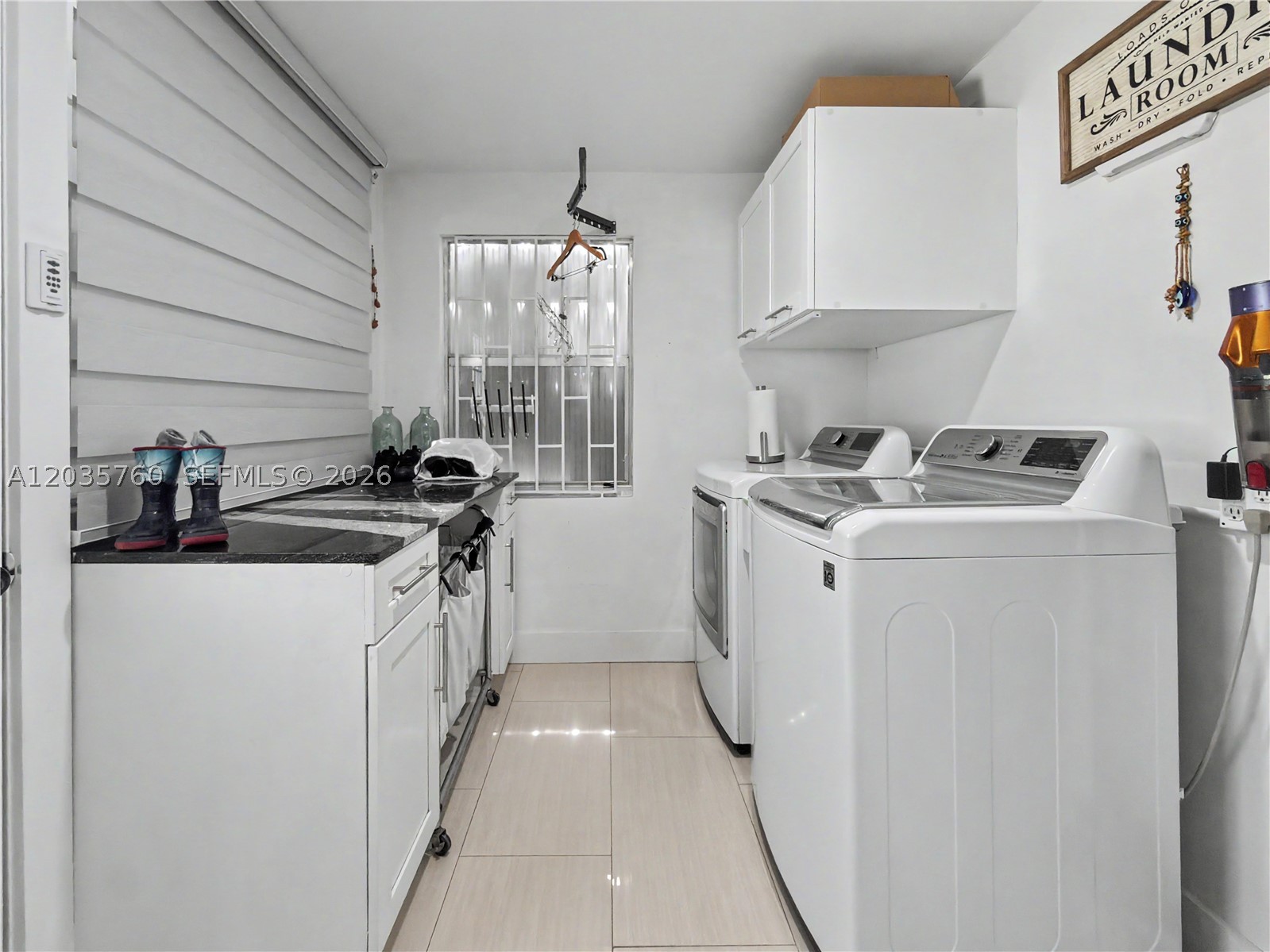 POINCIANNA MANOR SEC 2 - Residential