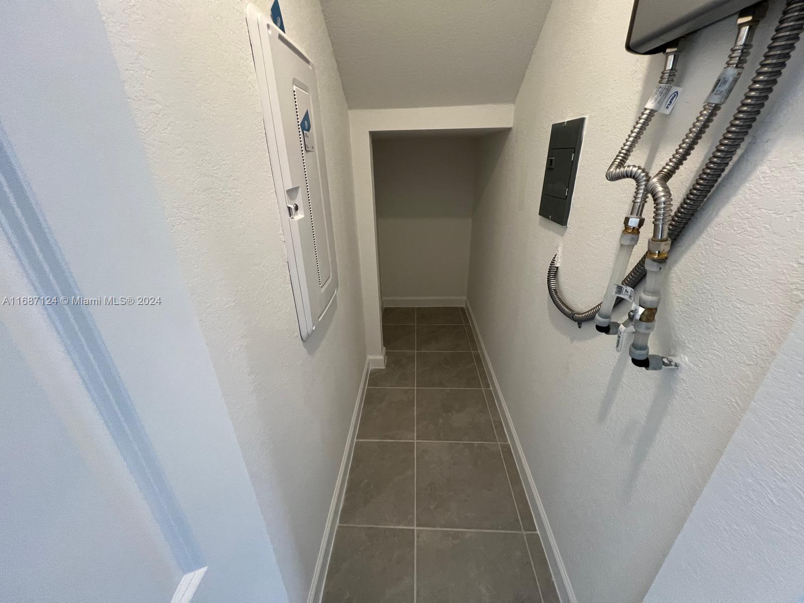 WESTVIEW - Residential Lease