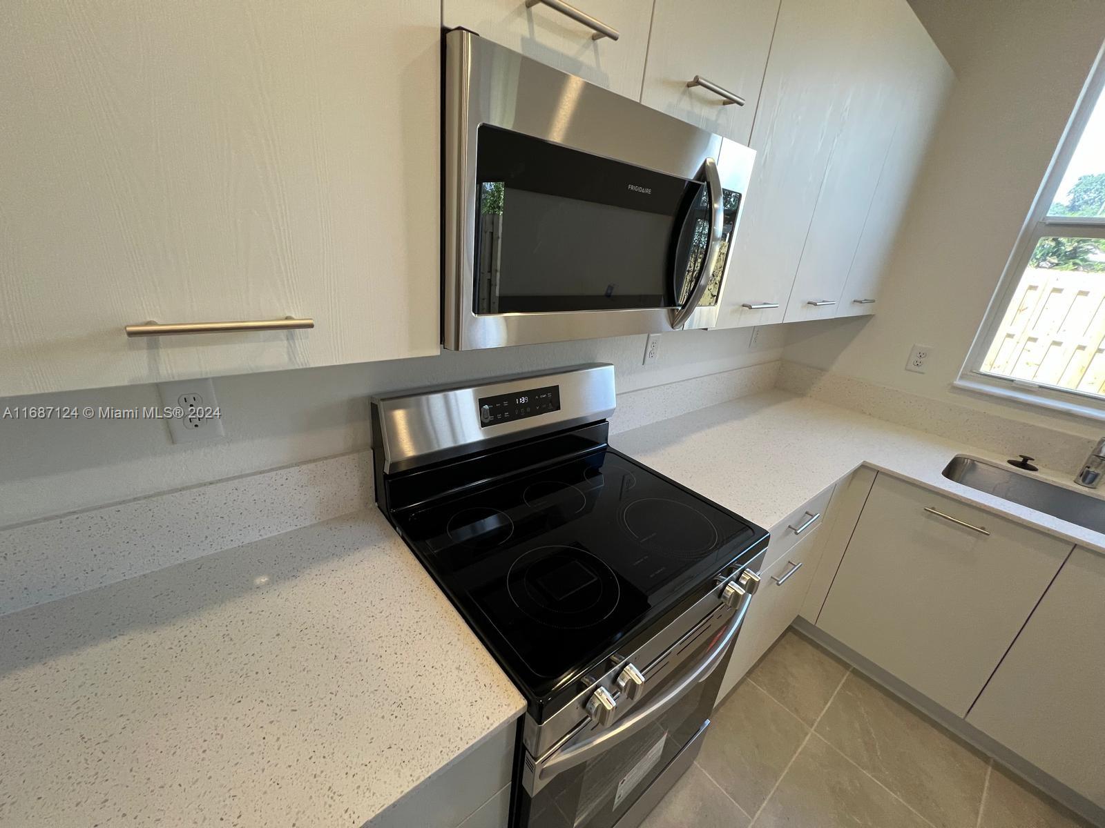 WESTVIEW - Residential Lease