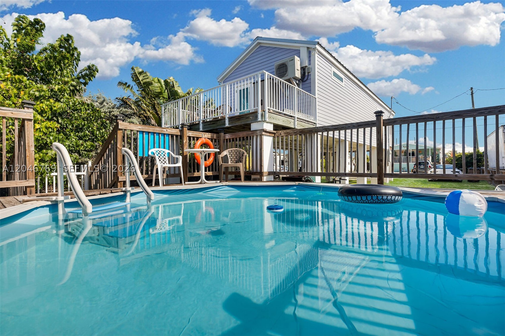 This charming 2-bedroom- 1-bath home in Marathon Keys offers the perfect blend of comfort and island living. With a spacious layout, modern amenities, and a prime location, it´s an ideal spot for those seeking a relaxing retreat or a cozy year-round residence. Whether you´re enjoying the tranquil surroundings or exploring nearby attractions, this property is a true gem in the heart of the Keys!