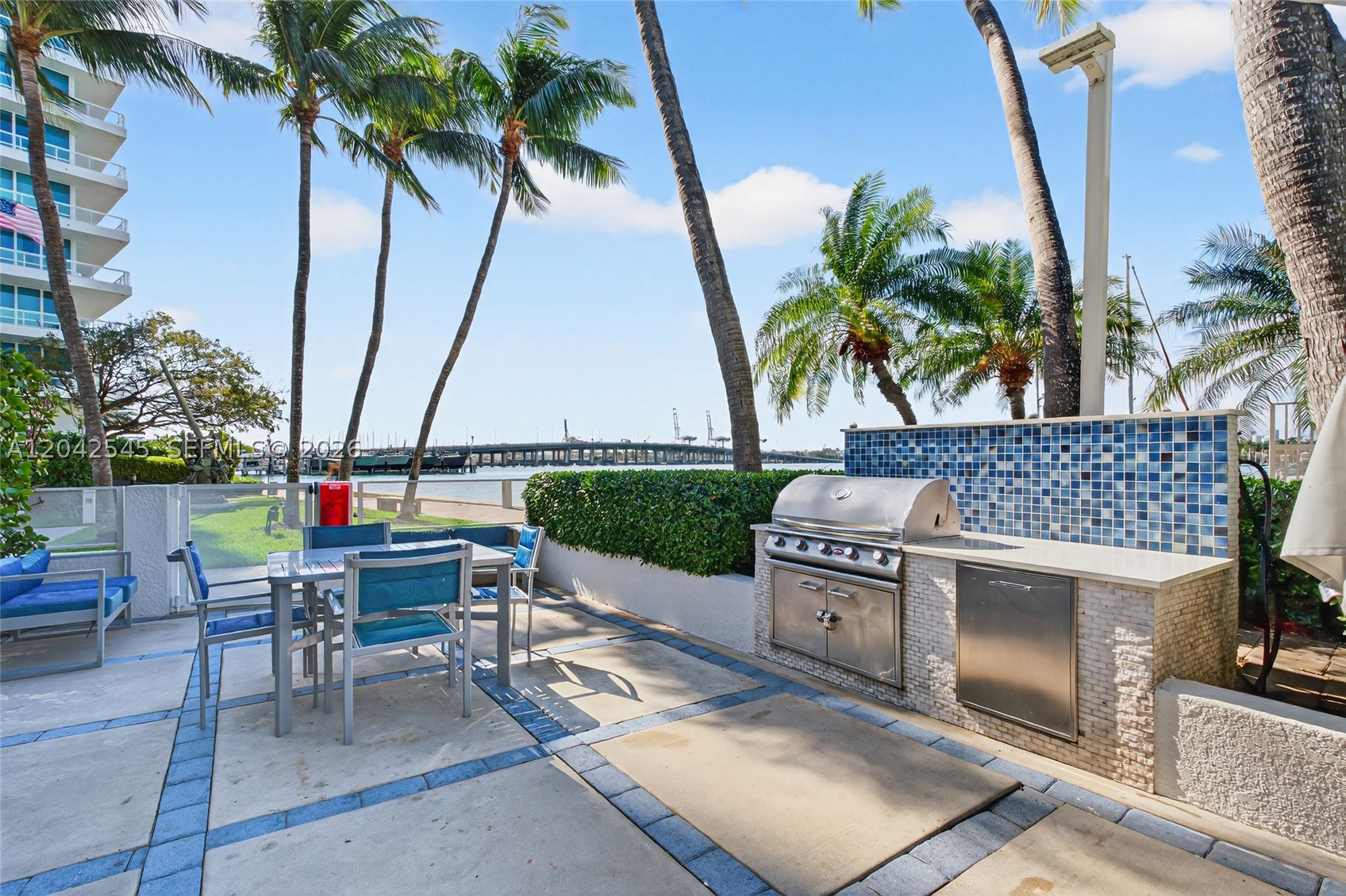 THE FLORIDIAN CONDO - Residential