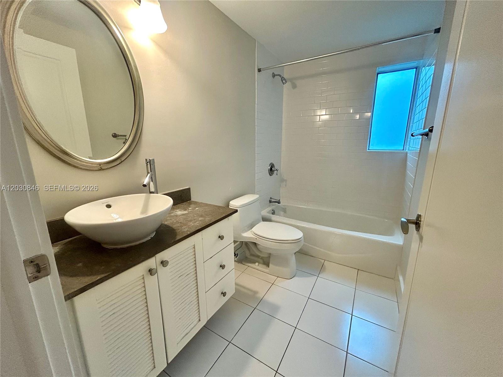ENCLAVE II AT SOUTH MIAMI - Residential Lease