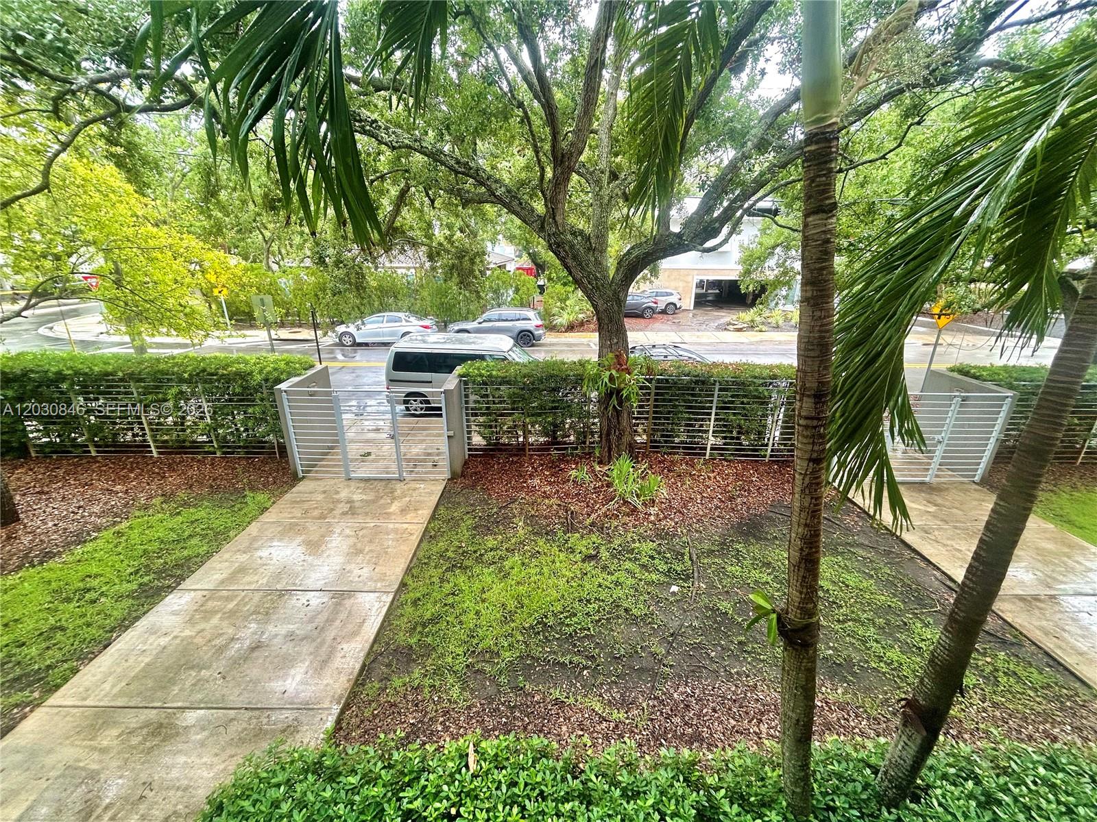 ENCLAVE II AT SOUTH MIAMI - Residential Lease