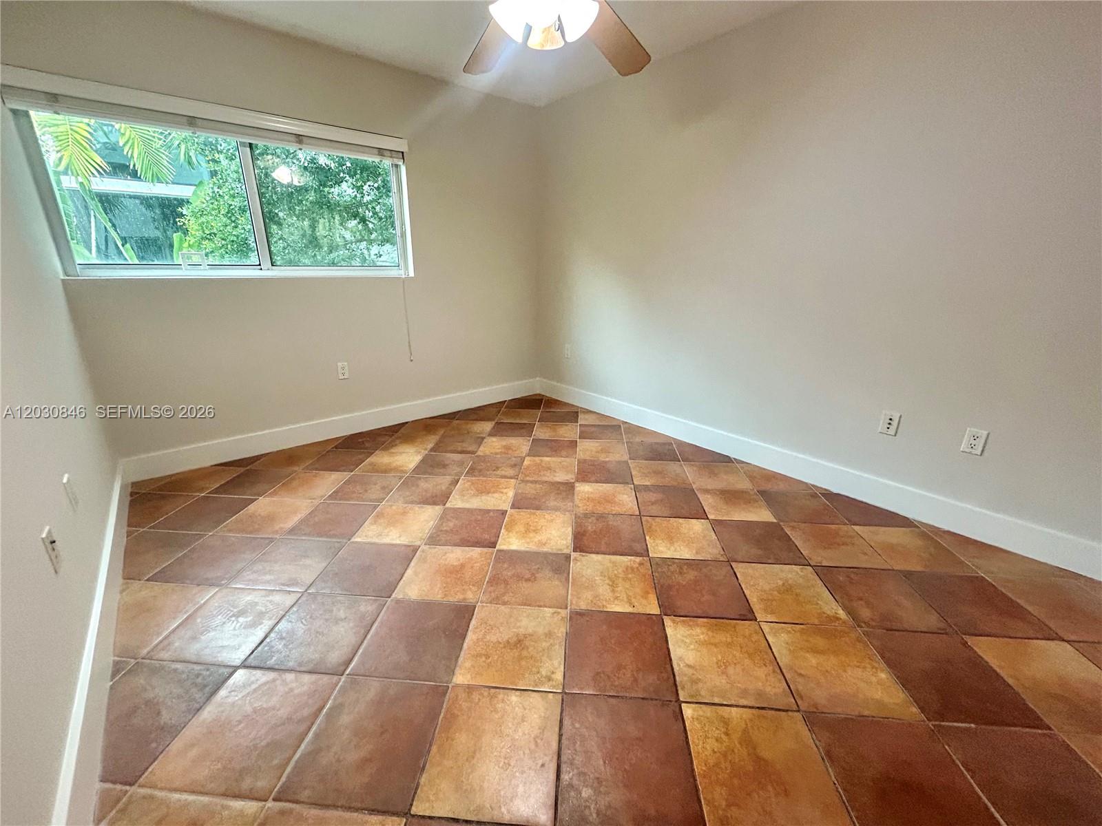 ENCLAVE II AT SOUTH MIAMI - Residential Lease
