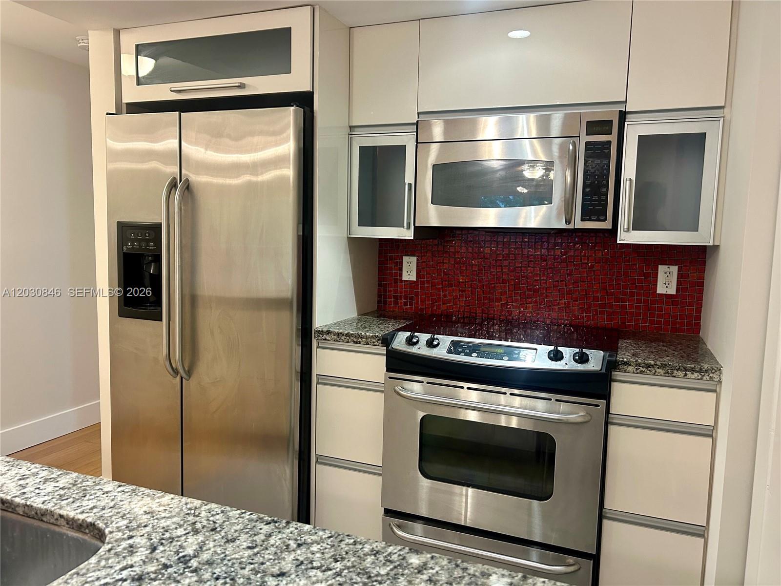 ENCLAVE II AT SOUTH MIAMI - Residential Lease